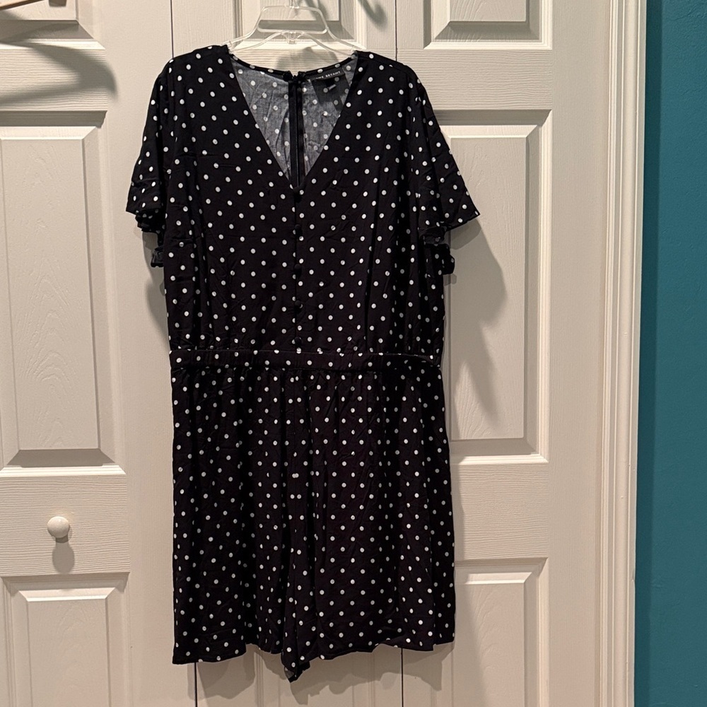 # Lane Bryant Black & White Polka Dot Shorts Romper (22)